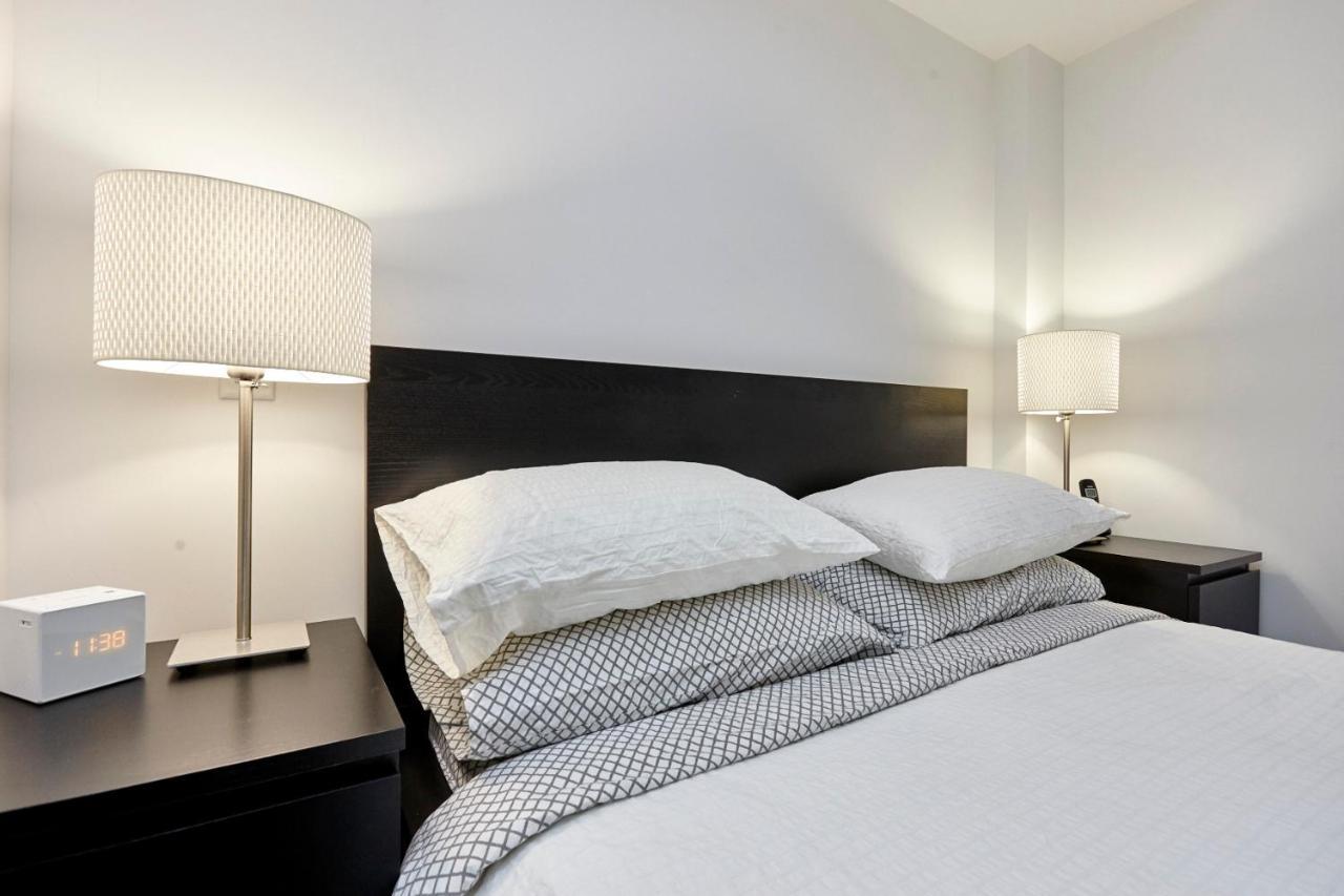 Atlas Suites - Yorkville Furnished Apartments Toronto Exterior photo